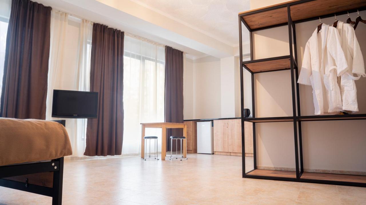 Babilon Hotel Tbilisi Esterno foto